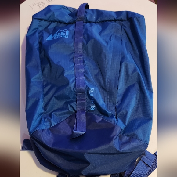 REI Bags Rei Flash 8 Backpack Hiking Blue Lightweight Inner Pockets